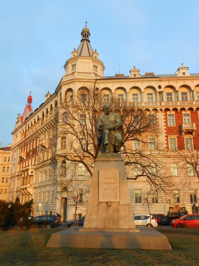 The Palace Suites And Apartments Prague Exterior photo