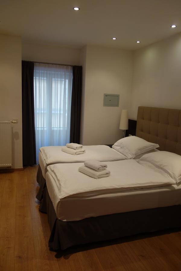 The Palace Suites And Apartments Prague Exterior photo