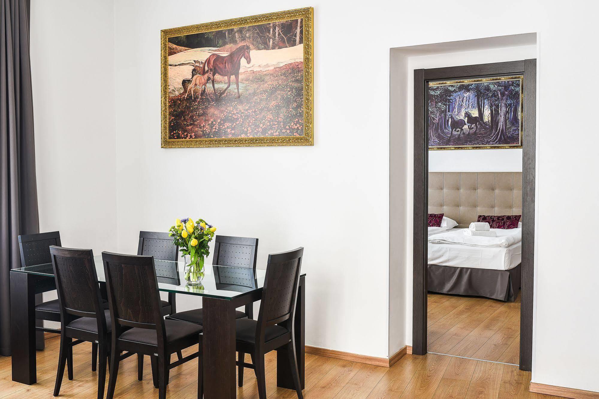 The Palace Suites And Apartments Prague Exterior photo